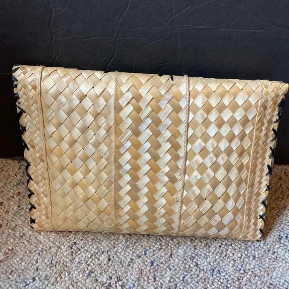 Vintage Unique Handmade Organic Palm Leaf Floral 3D Embroidery Bag/Wallet - Picture 5 of 5